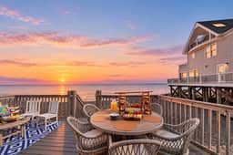 Seaside Coastal Retreat - Image 4