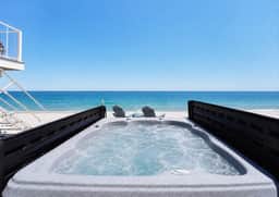 Humarock Beach Getaway - Image 3