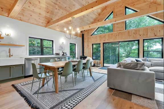 Saddleback Mountain Home - Image 1