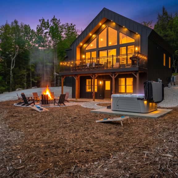 Thunder Snow Chalet - Image 1