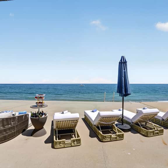 Humarock Beach Getaway - Image 1
