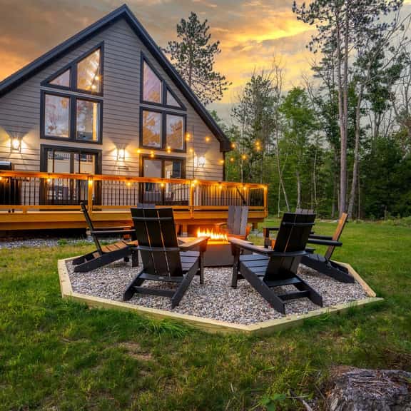 Lollapalooza Lodge - Image 1