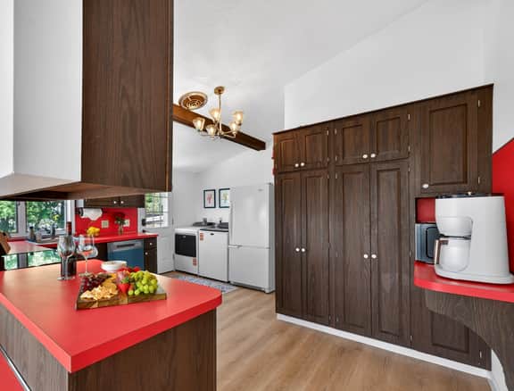Betty's Beach House - Image 4