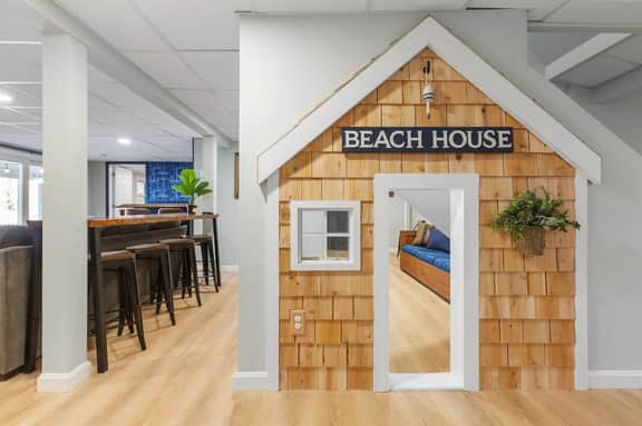 Sesuit Harbor Hideaway - Image 2