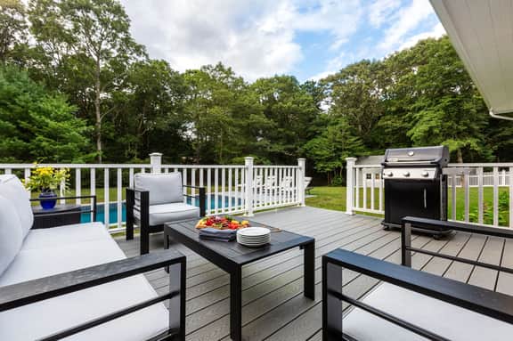 Salt Water Retreat - Image 4
