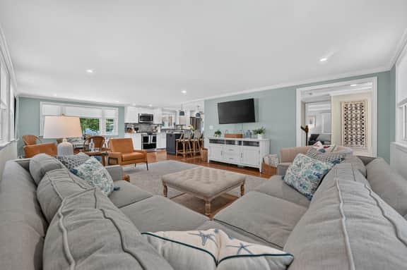 Coastal Retreat - Image 3